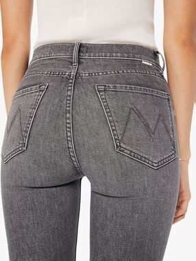 MOTHER The Dazzler Hover Jean - Under The Bleachers Size 29